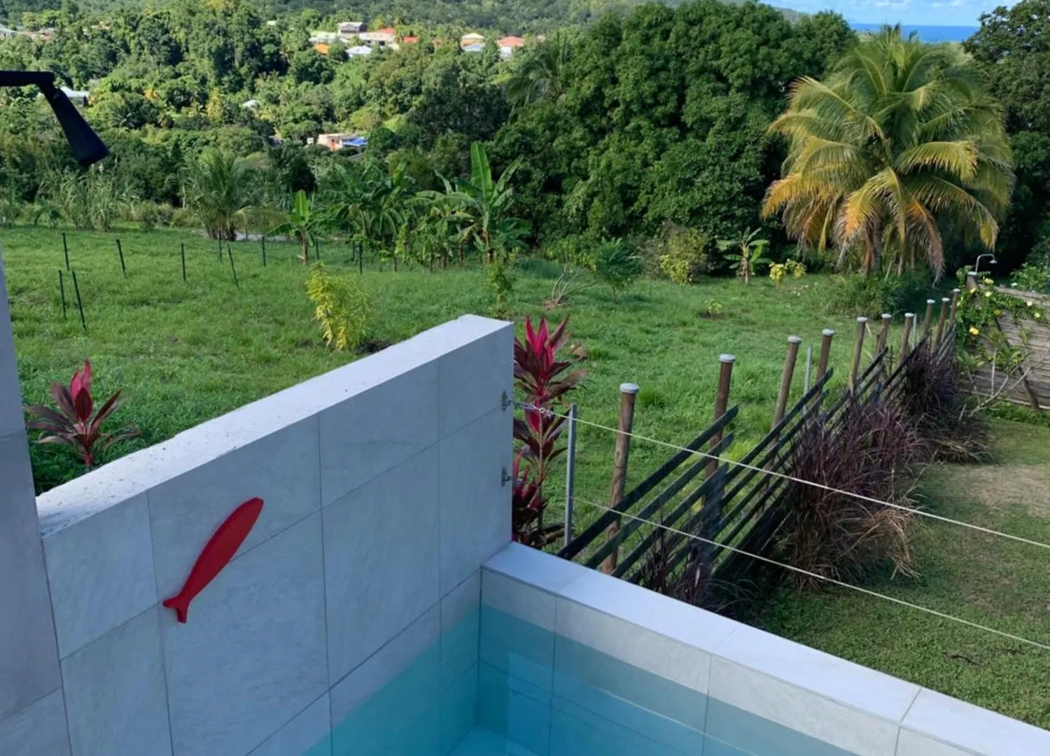 Holiday home Case Oiseaux De Paradis Avec Piscine Sainte-Rose